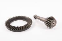 CROWN WHEEL & PINION: A crown wheel & pinion to possibly suit 1960s or 1970s Ferrari V12 [Location: Melbourne]
