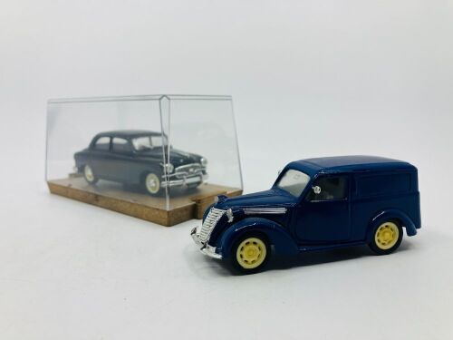 FIAT: A pair of 1:43 scale die-cast models of the 1100E Van & 1400B by Brumm [Location: Sydney]