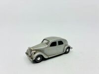 BRUMM: A quantity of 4 1:43 scale models by Brumm including the Lancia Aprilia, Lancia Aurelia B24 Spider, Fiat 508C Berlina 1100 and the Simca 5. - 2
