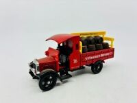 CORGI: Five 1:43 scale models by Corgi including the Thornycroft A1 in two different liveries and the 1915 Ford Model T in three different liveries. - 4