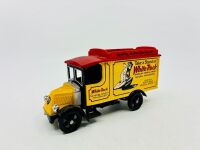 CORGI: Three 1:43 scale Corgi models including two Thornycroft Vans in different liveries and a 1915 Ford Model T Van [Location: Sydney] - 4