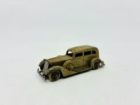 PRE WAR: Five 1:43 scale models including a Streamlined Tourer by Dinky, a La Salle Sedan, a Chrysler Royal Sedan, a LaSalle Coupe and a Graham Sedan by Tootsietoy. [Location: Sydney] - 4