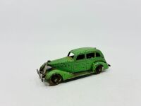PRE WAR: Five 1:43 scale models including a Streamlined Tourer by Dinky, a La Salle Sedan, a Chrysler Royal Sedan, a LaSalle Coupe and a Graham Sedan by Tootsietoy. [Location: Sydney] - 8