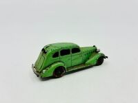 PRE WAR: Five 1:43 scale models including a Streamlined Tourer by Dinky, a La Salle Sedan, a Chrysler Royal Sedan, a LaSalle Coupe and a Graham Sedan by Tootsietoy. [Location: Sydney] - 9