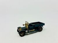 MATCHBOX: A quantity of 5 Matchbox Models of Yesteryear 1:43 scale models including the 1912 Simplex, the 1912 Renault AG Van, the 1920 Rolls Royce Fire Engine, the 1907 Unic Taxi and the 1918 Crossley RAF Tender. [Location: Sydney] - 2
