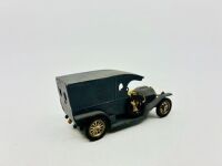 MATCHBOX: A quantity of 5 Matchbox Models of Yesteryear 1:43 scale models including the 1912 Simplex, the 1912 Renault AG Van, the 1920 Rolls Royce Fire Engine, the 1907 Unic Taxi and the 1918 Crossley RAF Tender. [Location: Sydney] - 5
