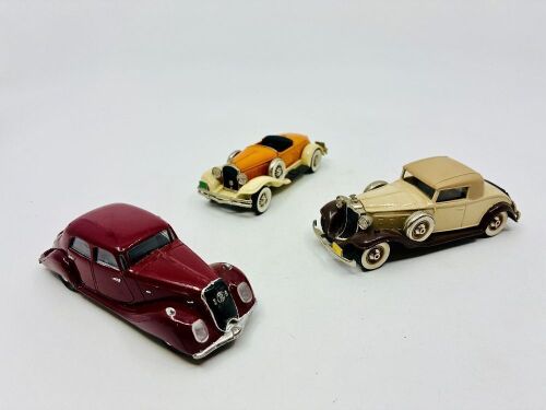 172 · PACKARD: Three 1:43 scale models including the 1932 Packard Light 8, the 1931 Hudson Greater Eight by Brooklin Models and the 1937 Panhard Dynamic Berline by Eligor [Location: Sydney]