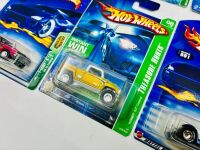 HOT WHEELS: A quantity of 6 Hot Wheels models from the Treasure Hunt series [Location: Sydney] - 2