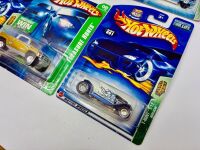 HOT WHEELS: A quantity of 6 Hot Wheels models from the Treasure Hunt series [Location: Sydney] - 5