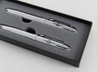 HONDA F1: Three NOS items of Honda Racing F1 Team souvenir items, including two leather travel wallets, and a pen set - 5