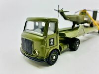 DINKY: A 1:43 AEC Artic Transporter with Helicopter (Dinky No. 618) in original packaging. - 4