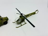 DINKY: A Commando Squad set by Dinky (Dinky No. 303) in original packaging [Location: Sydney] - 5
