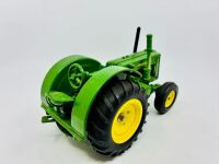JOHN DEER: Three 1:16 scale John Deer models by Ertl including the Model E Stationary Hit-and-Miss Engine, the 1933 Model A and the Model 80 [Location: Sydney] - 3