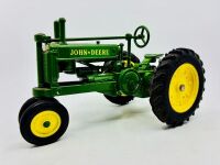 JOHN DEER: Three 1:16 scale John Deer models by Ertl including the Model E Stationary Hit-and-Miss Engine, the 1933 Model A and the Model 80 [Location: Sydney] - 6