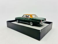 HOLDEN: A 1:43 scale model by Trax of the Holden HJ Statesman DeVille, complete with original packaging [Location: Sydney] - 3