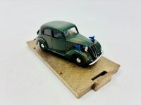 FIAT: Two models of different scales including a 1:43 scale Fiat 508 Berlina by Brumm and a 1:76 scale Austin A90 Atlantic by Oxford [Location: Sydney] - 6