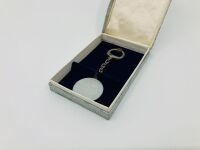 MERCEDES-BENZ KEYRING BADGE: A factory keyring badge - 2
