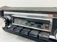MOTOROLA MODEL 828 AM RADIO: A 1960s Motorola push-button AM radio with mounting plate - 4