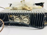 MOTOROLA MODEL 828 AM RADIO: A 1960s Motorola push-button AM radio with mounting plate - 6