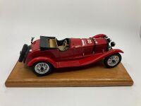 ALFA ROMEO: A 1:18 scale model of the 6C 2300 by Polistil mounted on a wooden plinth - 3