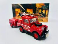 MATCHBOX YESTERYEAR: Two Matchbox Models of Yesteryear 'Fire Engine' series 1:43 scale models, complete with original packaging [Location: Sydney] - 3