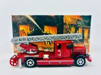 MATCHBOX YESTERYEAR: Two Matchbox Models of Yesteryear 'Fire Engine' series 1:43 scale models, complete with original packaging [Location: Sydney] - 8
