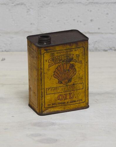 SHELL: A Shell Oil one imperial quart tin, 15cm high.