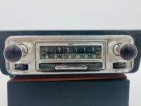 BECKER MEXICO TG: An original Becker Mexico TG AM/FM radio with manuals, amp and speakers, suitable for various Mercedes-Benz models - 5