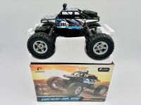 RC CAR: A 1:14 scale DEERC DE45 RC car, complete with original packaging [Location: Sydney] - 3