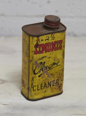 SIMONIZ: A 'Simoniz Chrome Cleaner' tin, 12.5cm high.