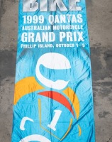 AUSSIE MOTOGP: A large banner flag promoting the 1999 Qantas Australian Motorcycle Grand Prix at Phillip Island, 3.35m high, 76cm wide - 3