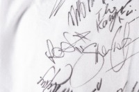 AUSTRALIAN MOTOGP: A signed T-Shirt promoting the 1998 Australian MotoGP, signed by various riders including Valentino Rossi among others - 3