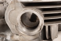 BONNEVILLE: A 1959 Bonneville cylinder head - 4