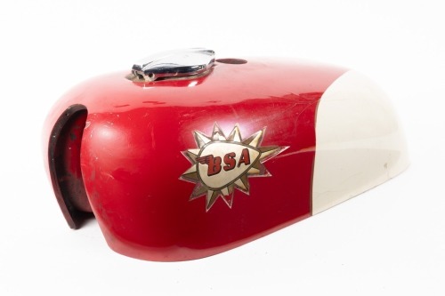 BSA: A BSA Spitfire (US model) fuel tank