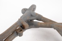 PLUNGER FRAME: Two separate plunger frame parts - 2
