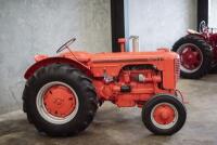 c1952 CASE TRACTOR - 2