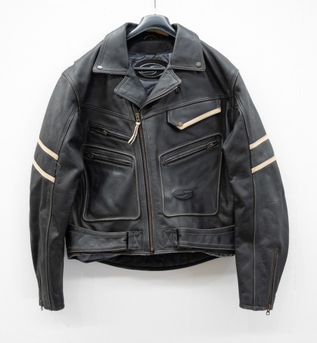RIDING JACKET: A new Sonic Racing Sports black riding jacket, size XL