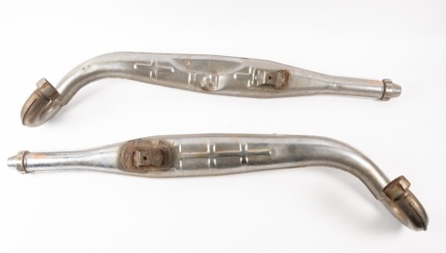 SUZUKI: A pair of Suzuki Stinger exhaust pipes