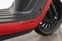 2023 Fonzarelli 125 Electric Scooter [Location: Melbourne] - 5