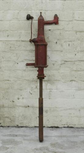 SHELL: A Shell early Hi-Boy pump in cast steel with embossed Sheel Clam complete with spin handle and timber knob. Made in Australia stamped into casting.