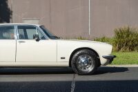 1976 Jaguar XJ6 Series II Sedan [Location: Melbourne] - 32