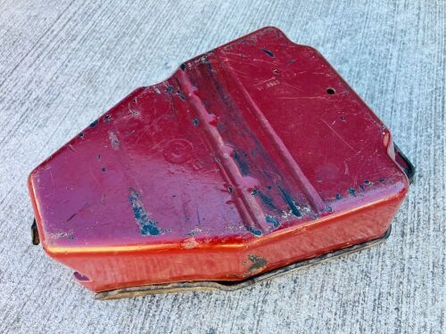 BMW: A pair of tool trays to suit /5, /6 and 7 models [Location: Sydney]