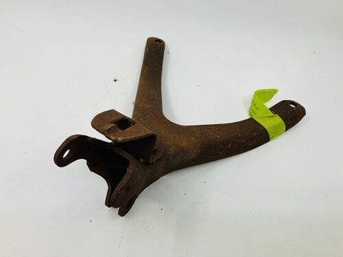 BMW: An original seat carrier with holding angle to suit R25/2-R68 models [Location: Sydney]