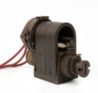 MAGNETO: A Bosch type DU4 magneto, believed to suit four cylinder engines