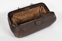 GLADSTONE TOOL BAG: A circa late 1800s early 1900s Gladstone (England) cow hide tool bag, adapted for vintage & veteran cars, 48cm long, 18cm wide, 15cm high - 2