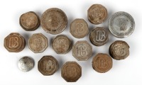 DODGE BROTHERS: An assortment of early Dodge Brothers wheel centre caps of varying sizes & styles