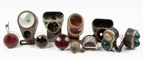 TAIL / TURN LAMPS: A group of assorted small tail & turn signal lamps