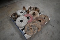 LANCIA: A group of numerous Lancia Lambda seven series hubs, brake drums & backing plates