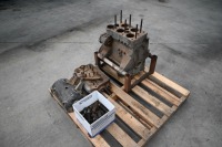 LANCIA: A Lancia Lambda Tipo 79, eight series engine, stamped with number '8859', block, sump & flywheel with matching numbers - 3