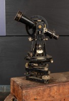 THEODOLITE: An early 20th century cased theodolite by ER Watts & Sons, London, the case 18cm high, 43cm wide,19cm deep - 3